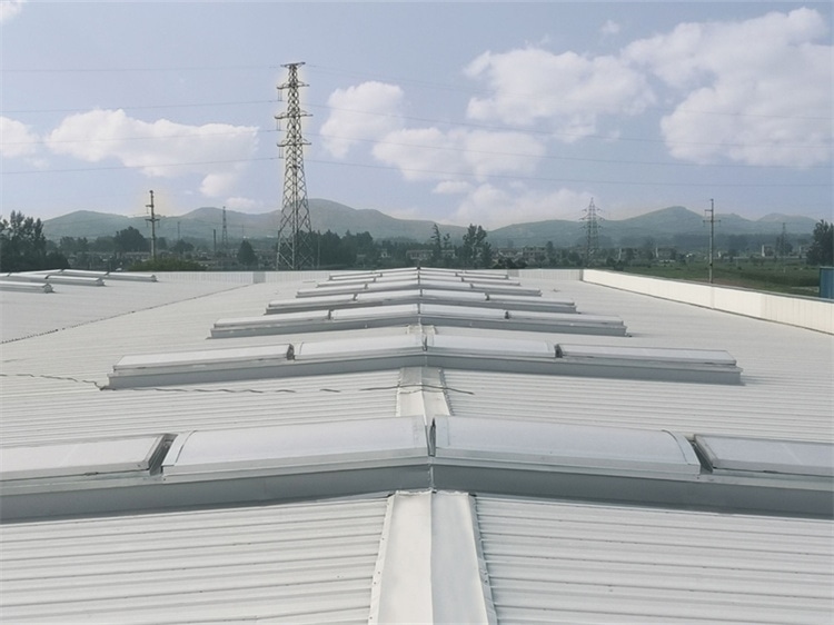 一字型電動(dòng)排煙天窗